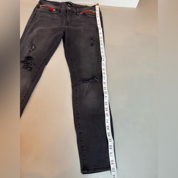 Etienne Marcel Distressed Grey Jeans w/ Red Zipper Detail – Size 29 - Picture 13 of 17